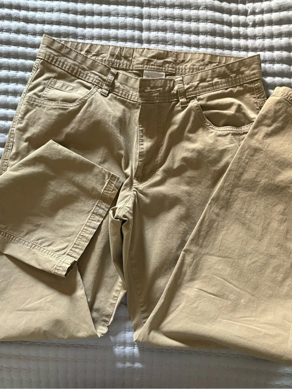 Columbia Men's Light Tan Chino Pants